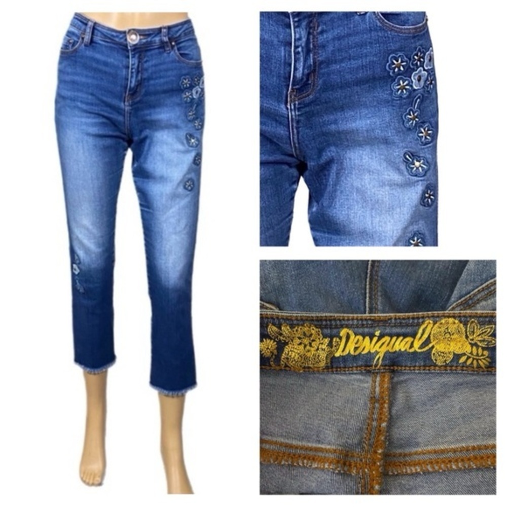 DESIGUAL EXOTIC Celana jeans- Pakaian Jadi Wanita- floral appliqué  Size 30 EUC